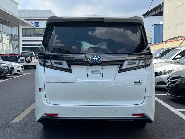 Toyota Vellfire 2023