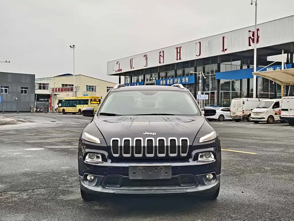 Jeep Cherokee 2016 — фото 2