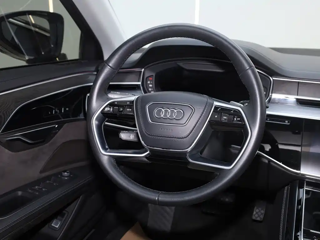 Audi A8 2024 — фото 20