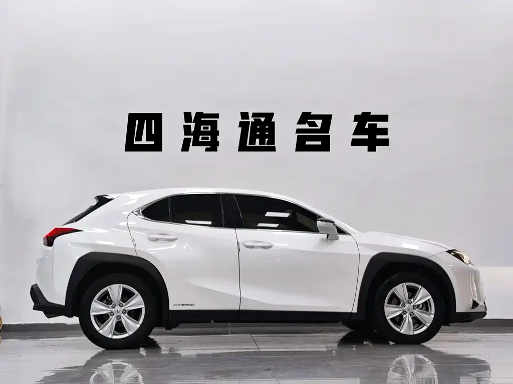 Lexus UX 2019 — фото 4