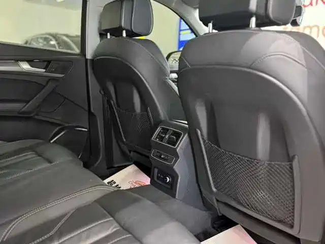 Audi Q5L 2023 — фото 10