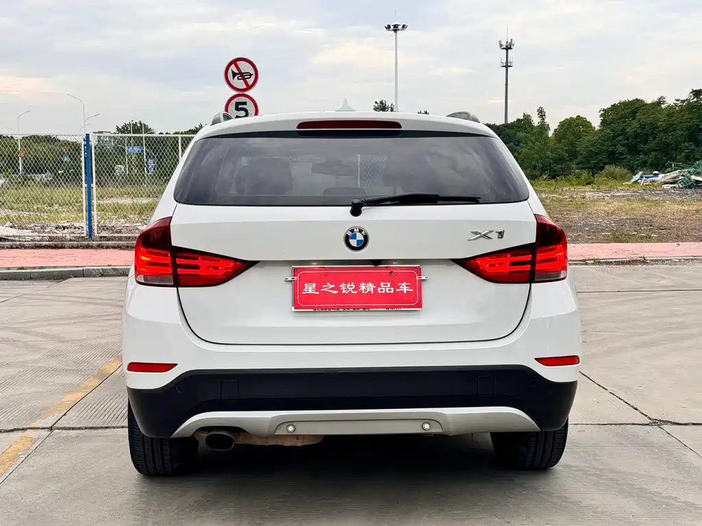 BMW X1 2013 — фото 6
