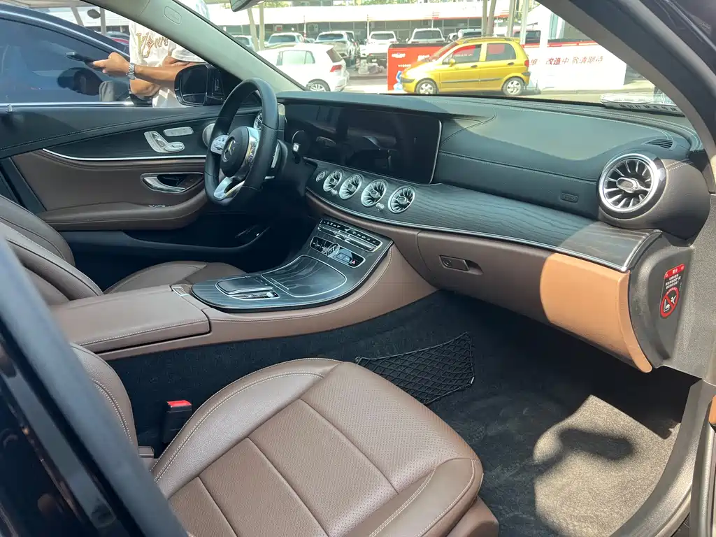 Mercedes-Benz E-Class 2020 — фото 4