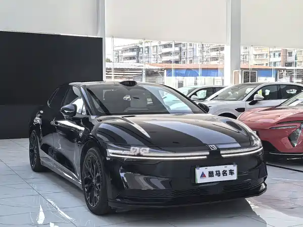Zeekr 007 2024