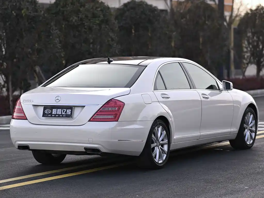 Mercedes-Benz S-Class 2012 — фото 16