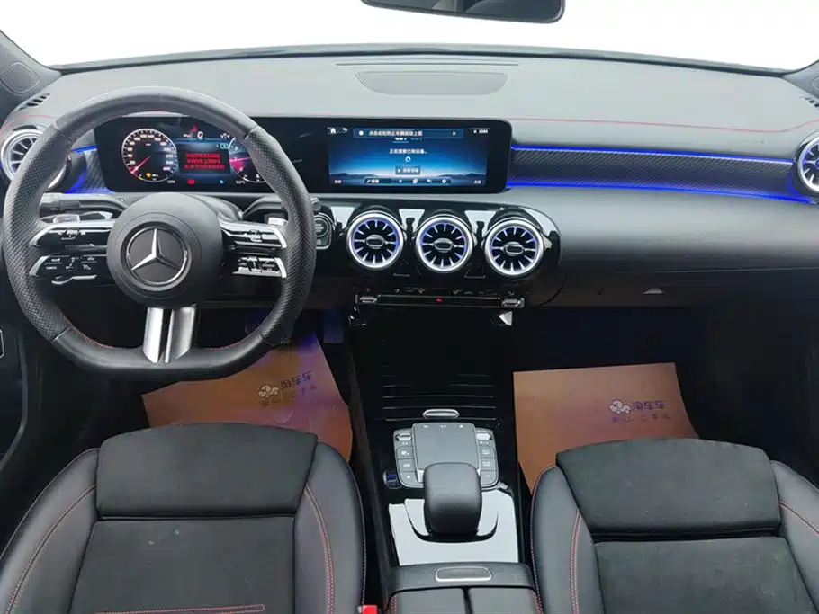 Mercedes-Benz A-Class 2023 — фото 12