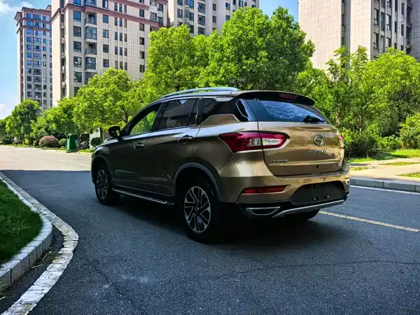 GAC Trumpchi GS4 2016