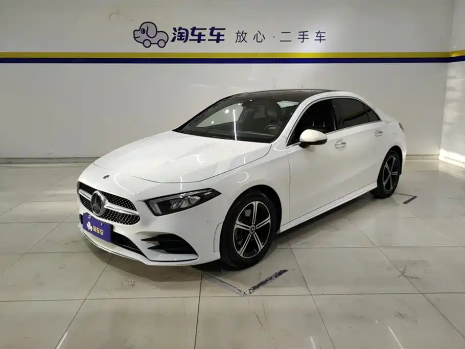Mercedes-Benz A-Class 2022 — фото 1