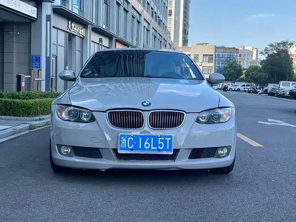 BMW 3 Series 2009