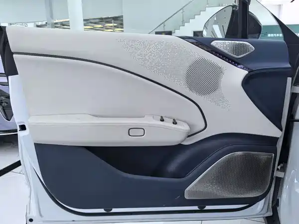Zeekr 007 2024