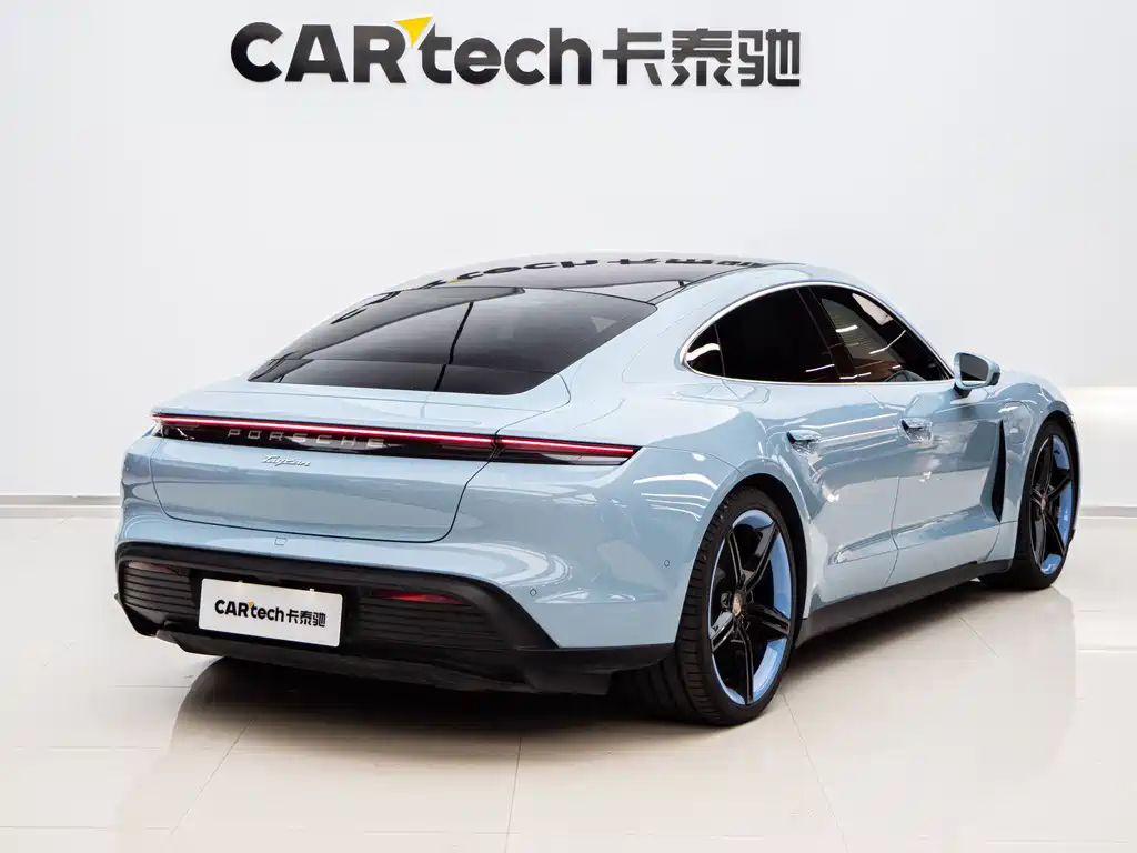 Porsche Taycan 2019 — фото 3