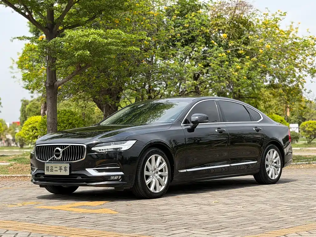 Volvo S90 2019 — фото 1