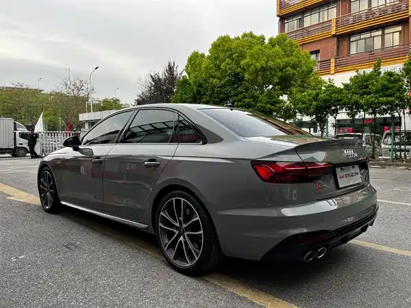 Audi S4 2023