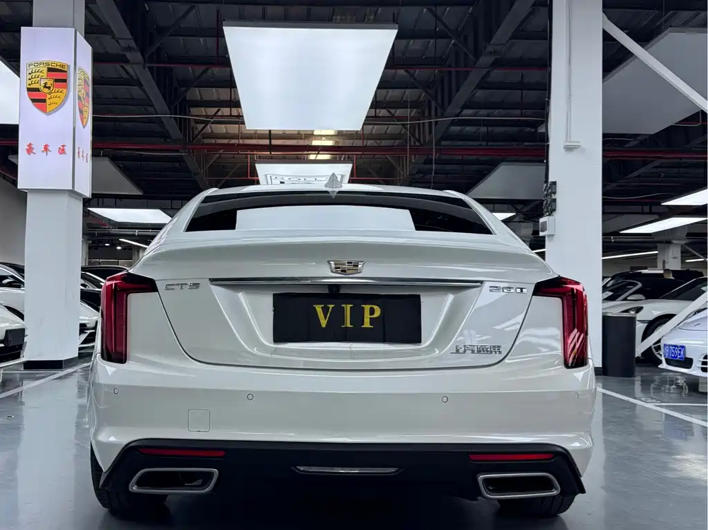 Cadillac CT5 2023 — фото 18