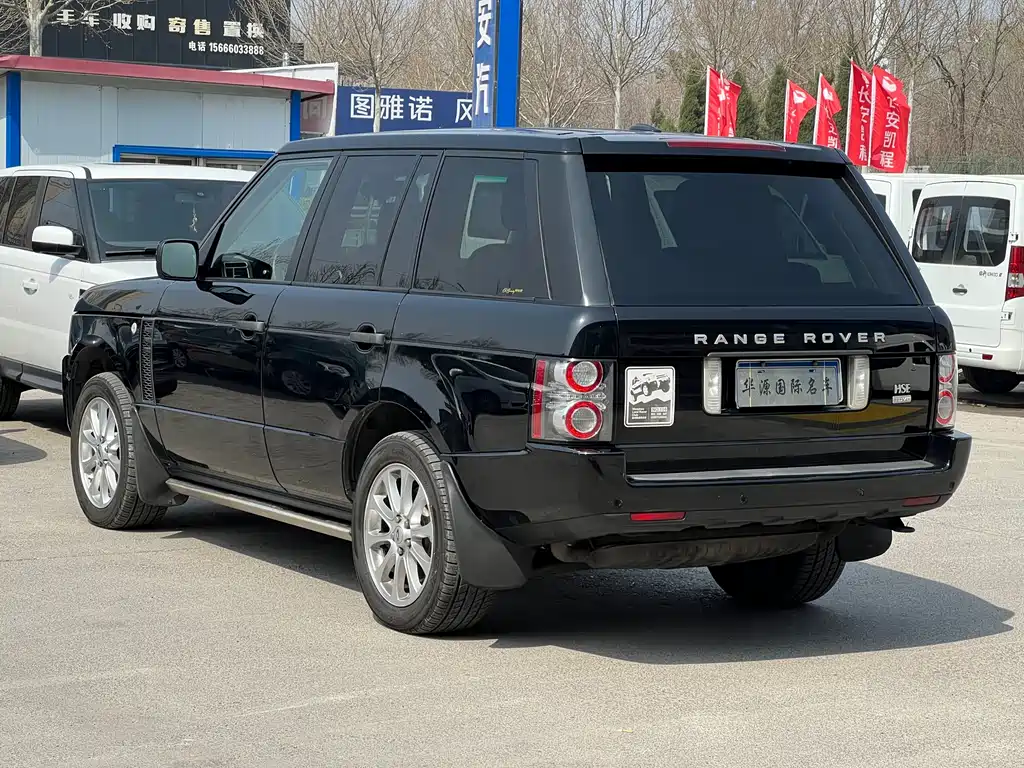 Land Rover Range Rover 2010 — фото 11