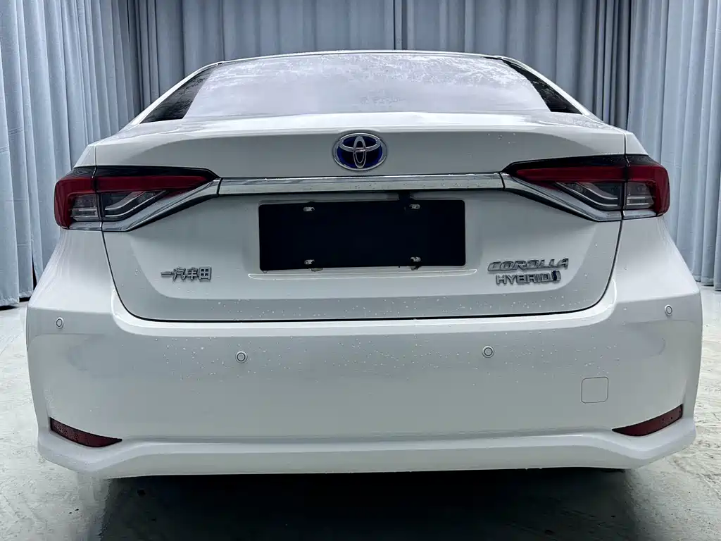 Toyota Corolla 2022 — фото 17