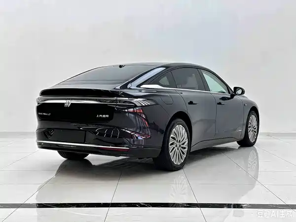 Buick Zhijing L7 2025