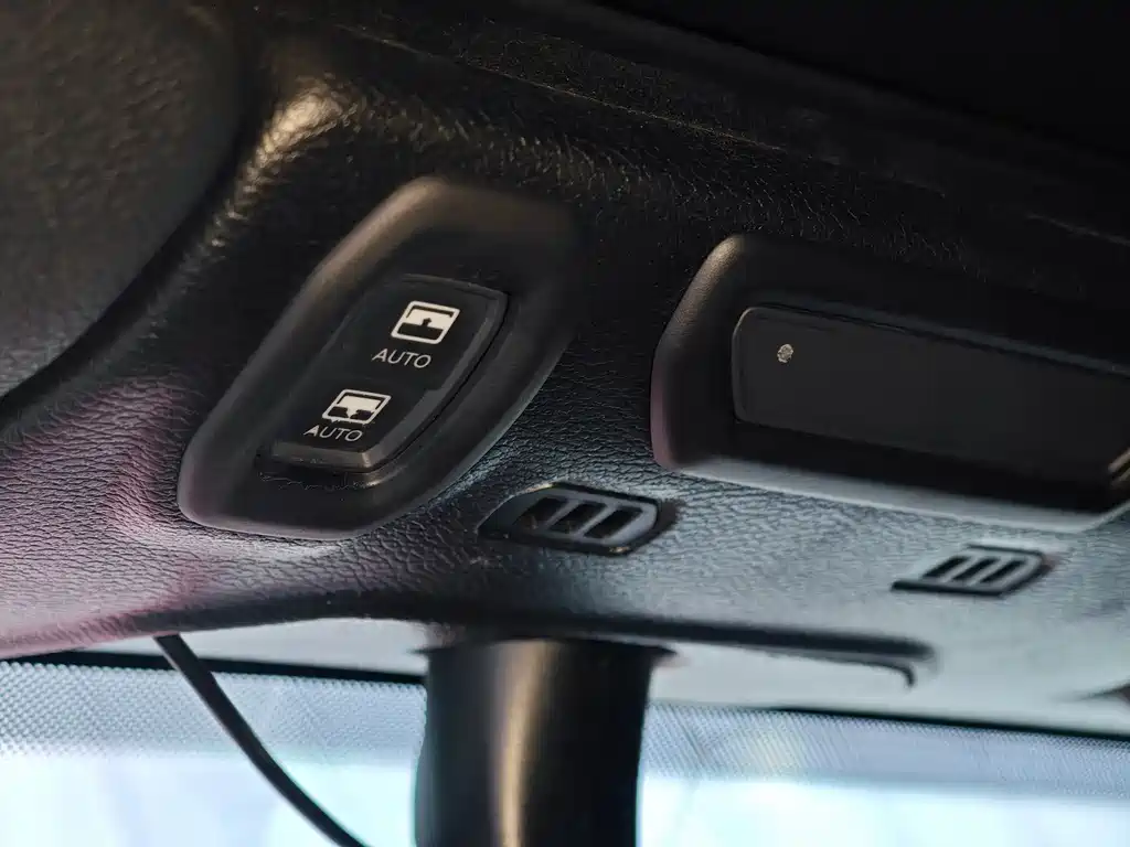 Jeep Wrangler 2020 — фото 26