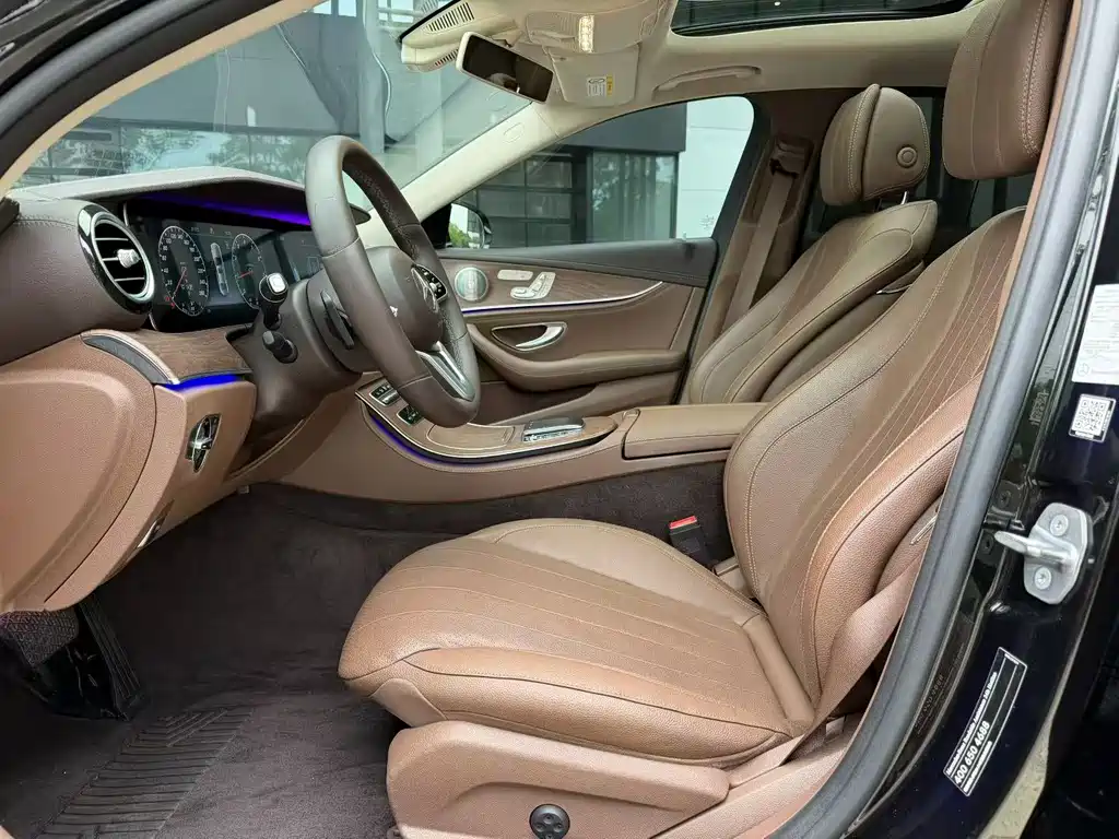 Mercedes-Benz E-Class 2019 — фото 9