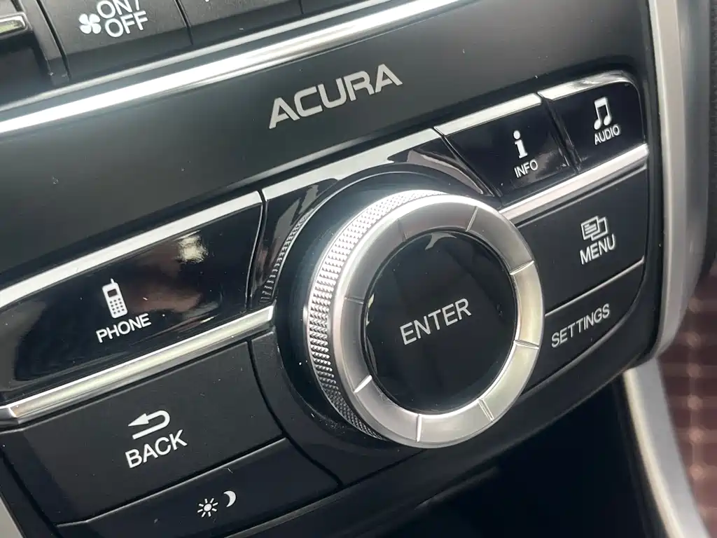 Acura TLX-L 2018 — фото 45