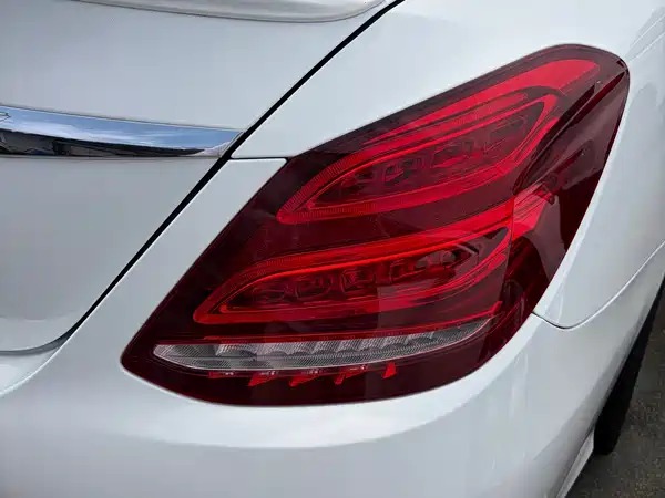 Mercedes-Benz C-Class 2017