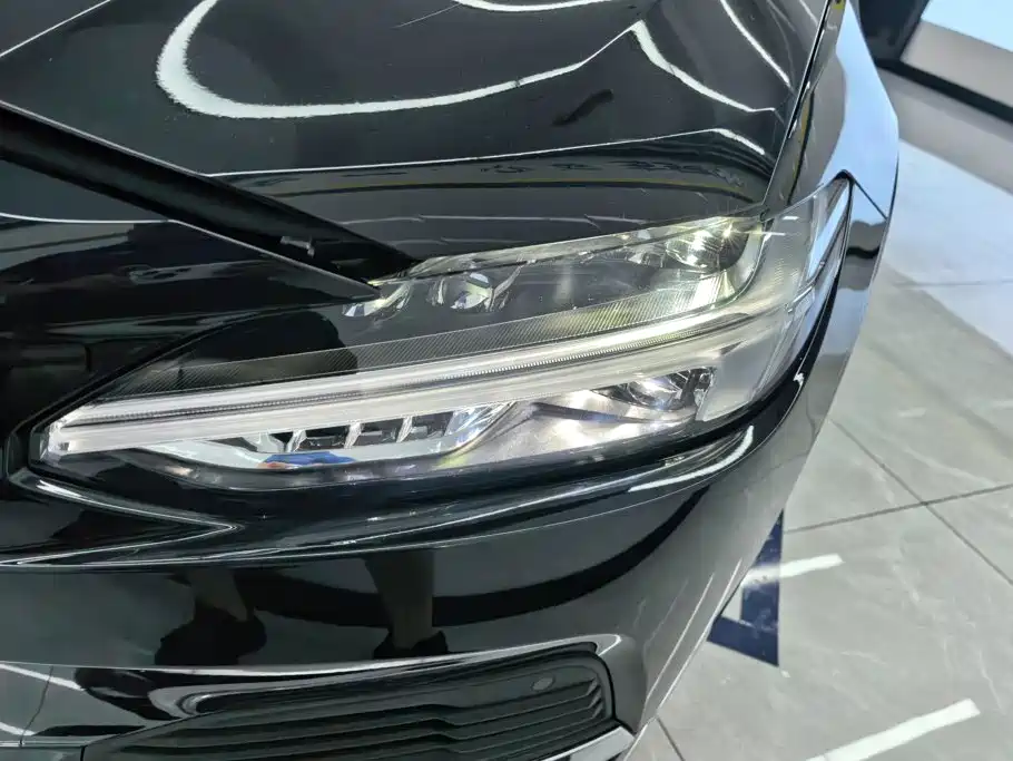 Volvo S90 2025 — фото 5