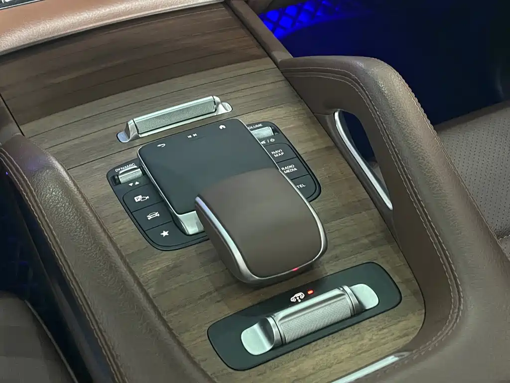 Mercedes-Benz GLE 2023 — фото 16