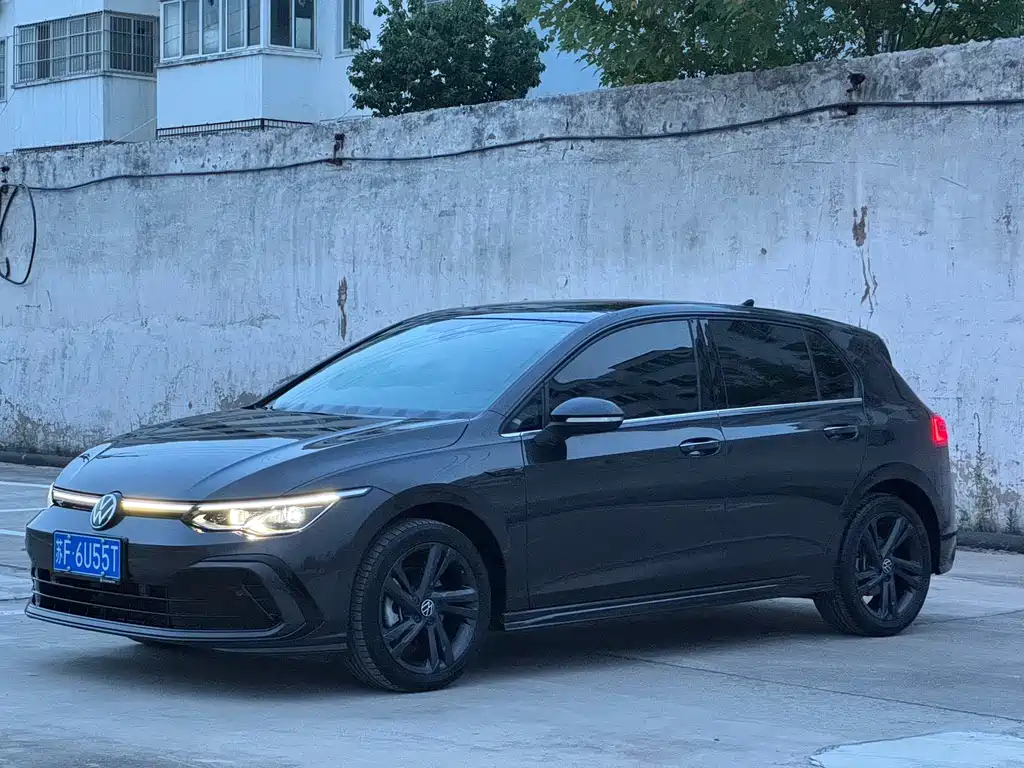 Volkswagen Golf 2022