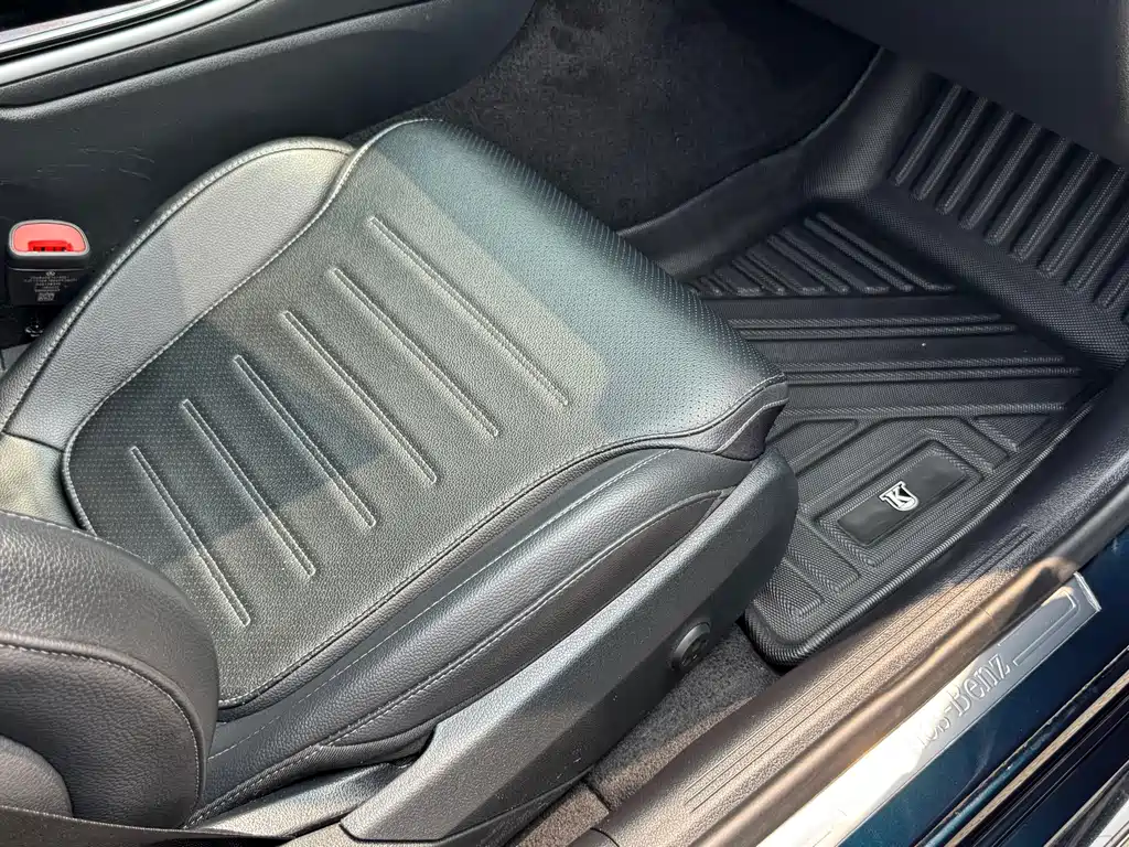 Mercedes-Benz C-Class 2022 — фото 13