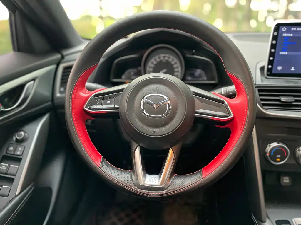 Mazda CX-4 2019 — фото 13