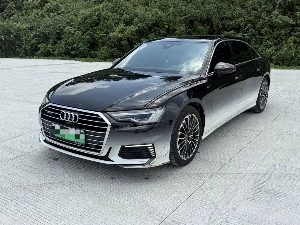 Audi A6L New Energy 2022 — фото 1