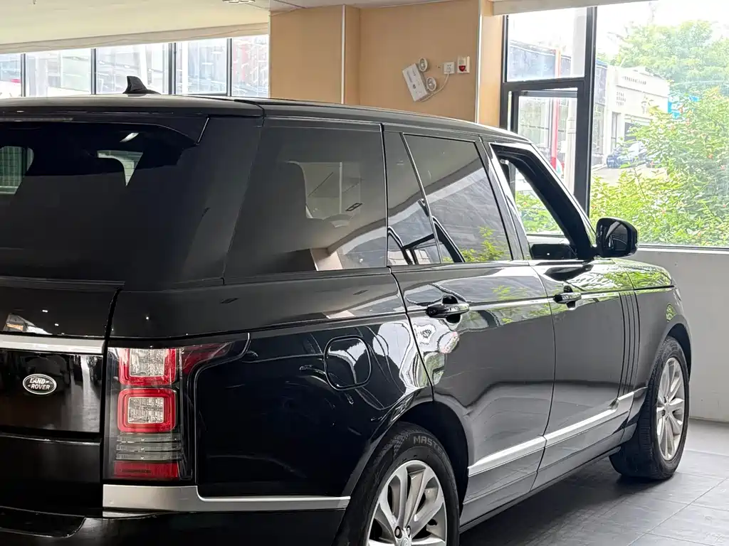 Land Rover Range Rover 2016 — фото 2