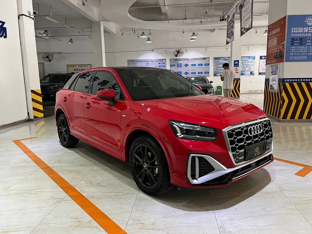 Audi Q2L 2022
