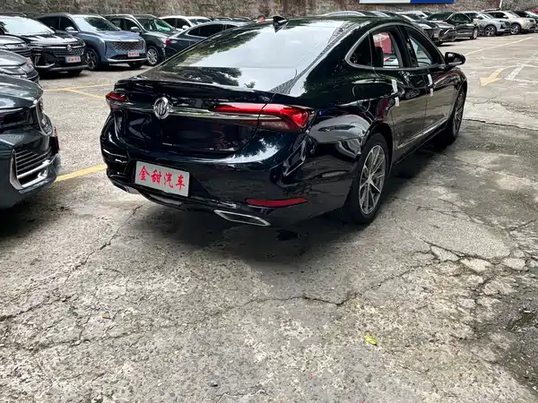 Buick LaCrosse 2021