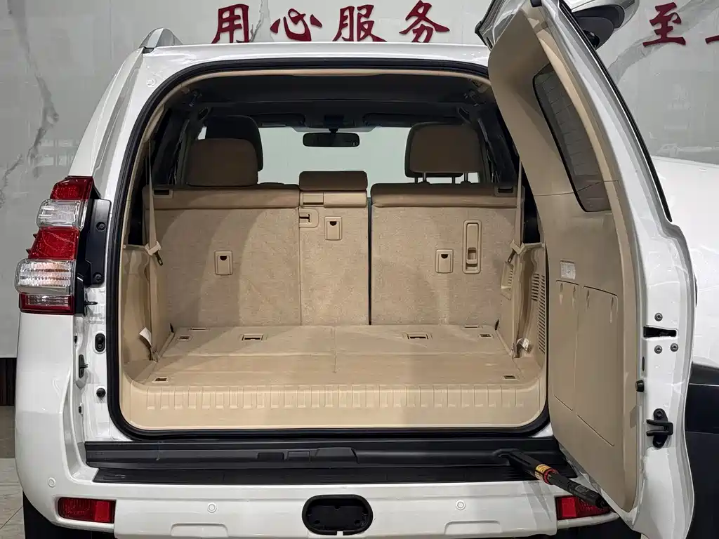 Toyota Prado 2017 — фото 20