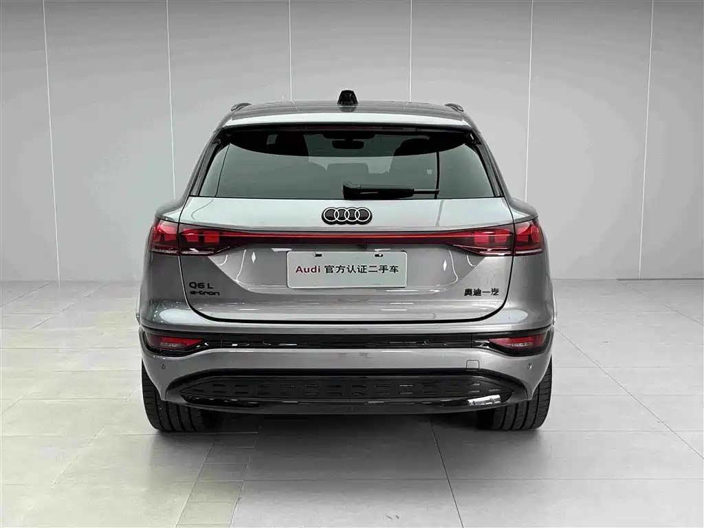 Audi Q6L E-Tron 2025 — фото 5