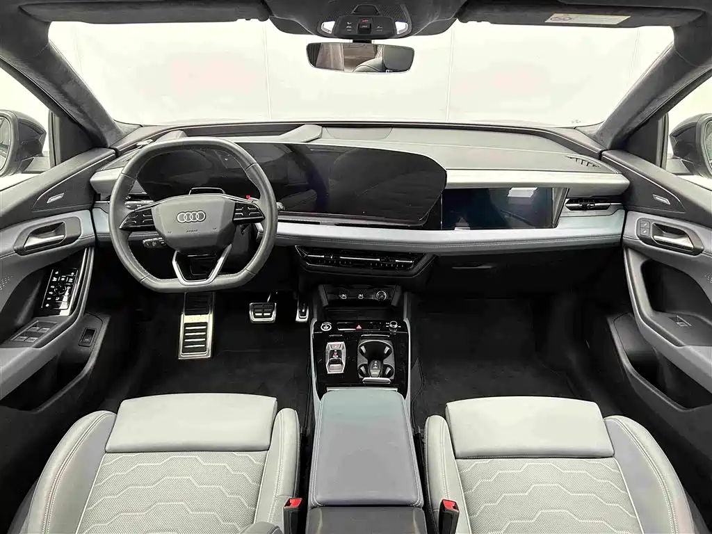Audi Q6L E-Tron 2025 — фото 9