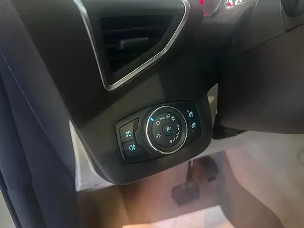 Ford Kuga 2014