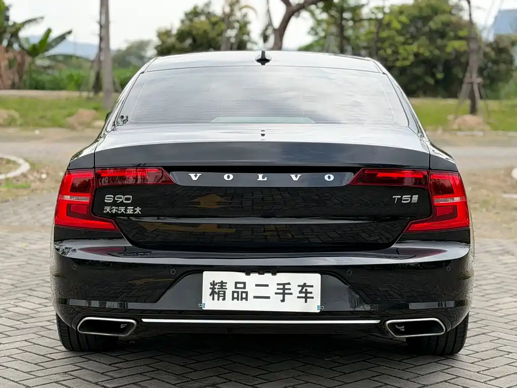 Volvo S90 2019 — фото 16