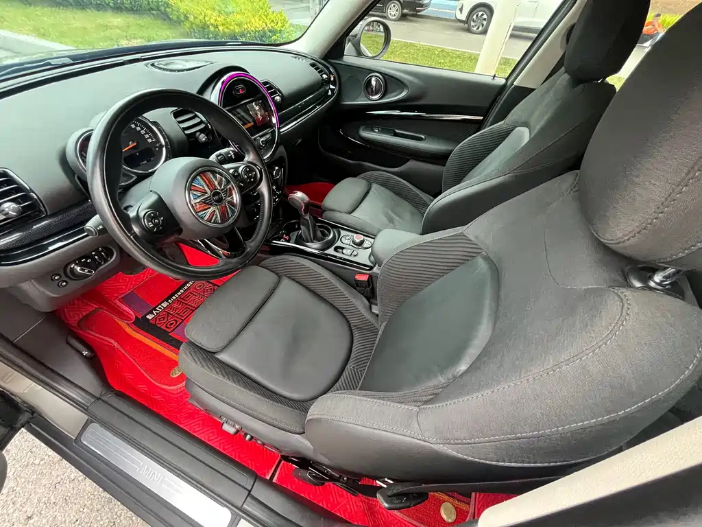 MINI Clubman 2019 — фото 10