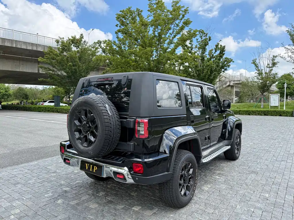 BAIC BJ40 2022 — фото 10