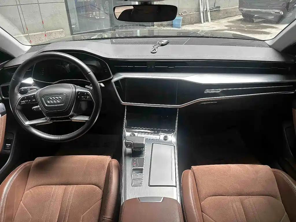 Audi A7L 2024 — фото 6