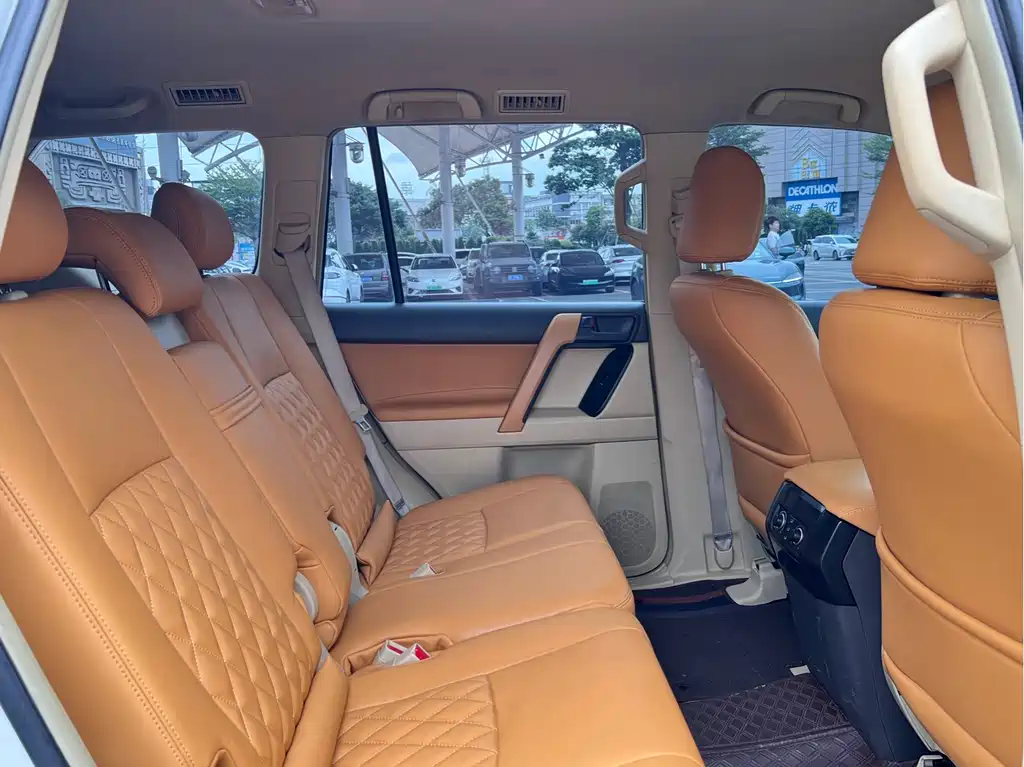 Toyota Prado 2018 — фото 17