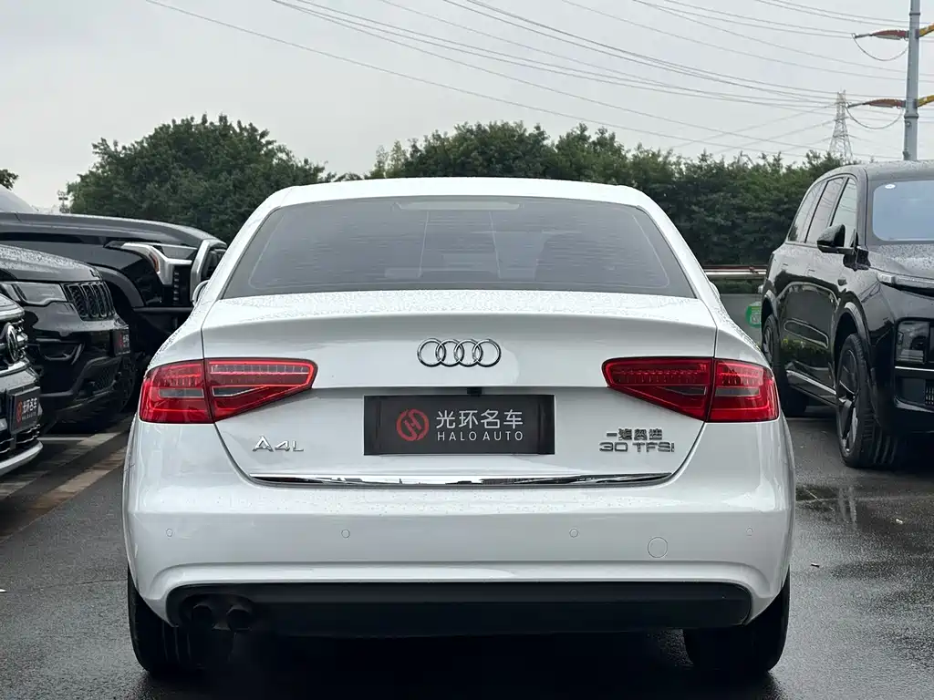 Audi A4L 2016