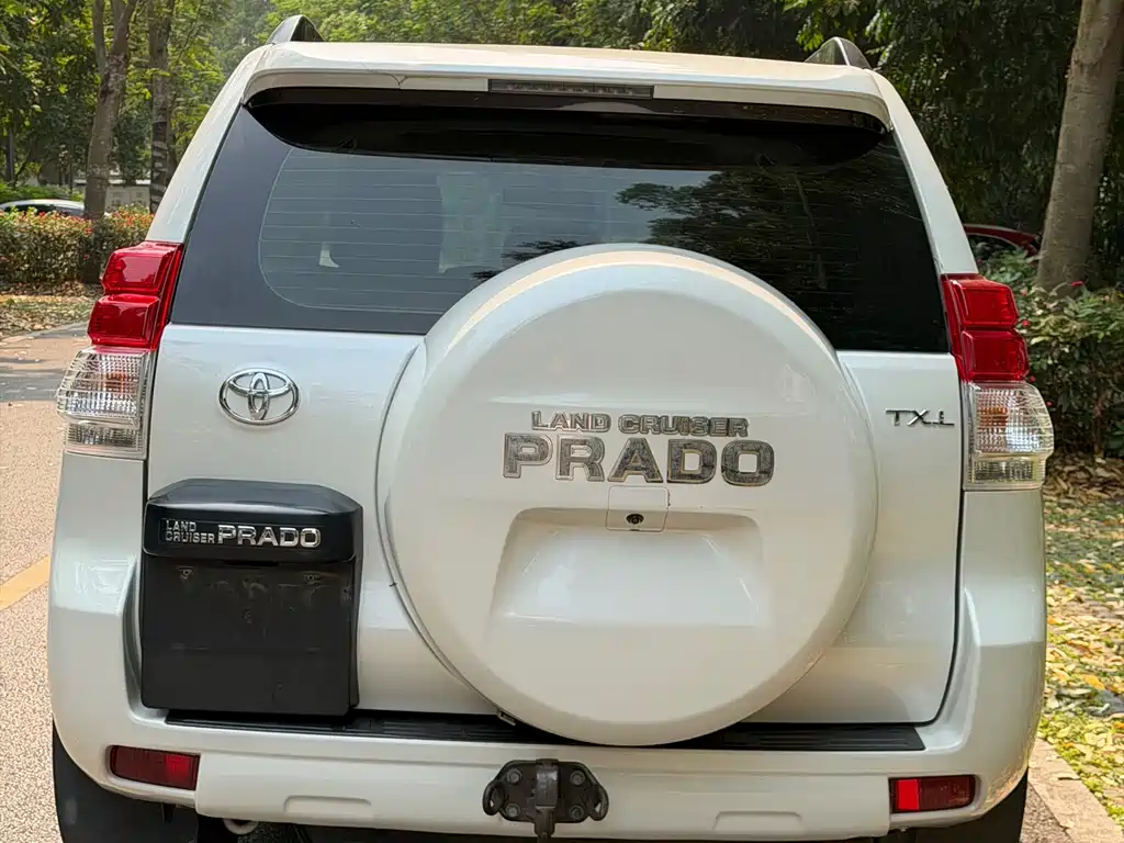 Toyota Prado 2015 — фото 5