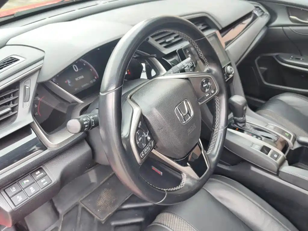 Honda Civic 2020 — фото 15