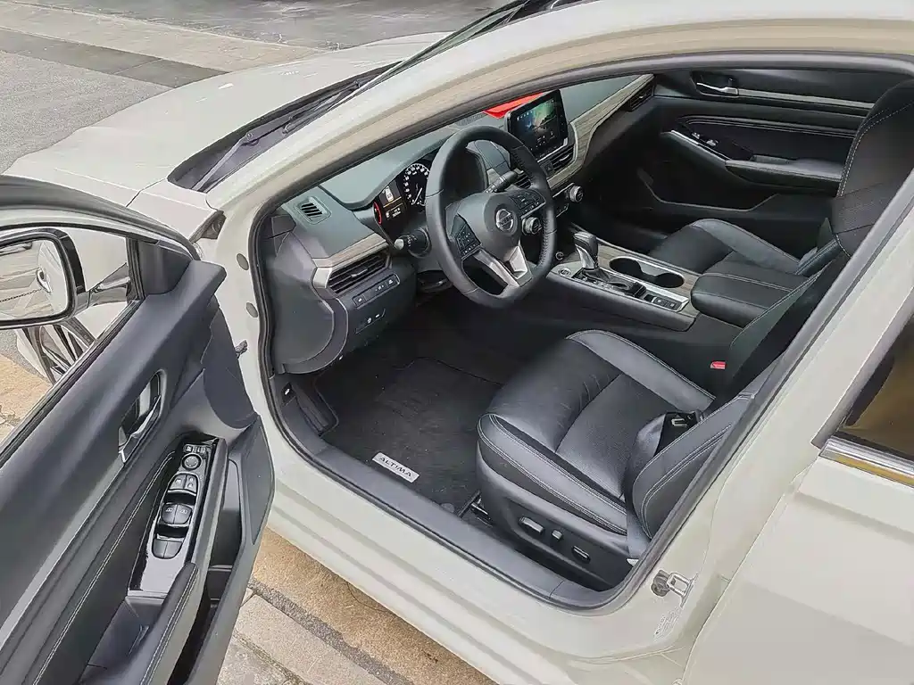 Nissan Teana 2021