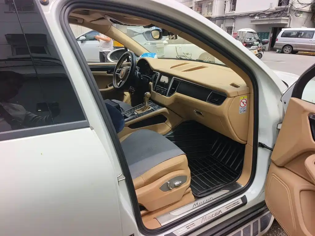 Porsche Macan 2015 — фото 20