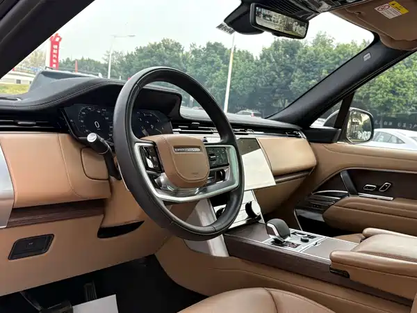 Land Rover Range Rover 2024