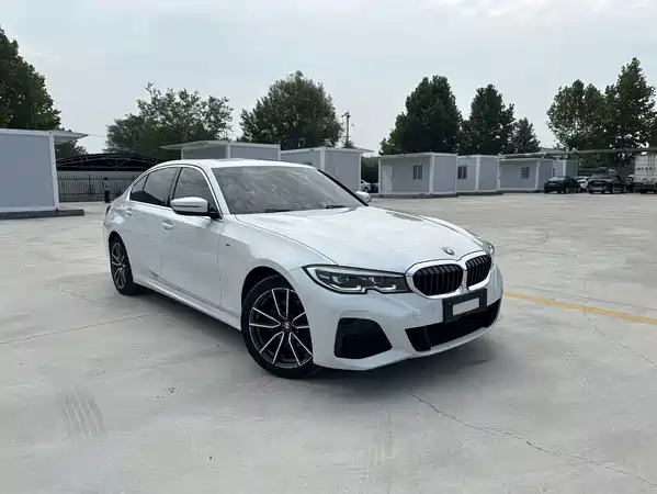 BMW 3 Series 2022
